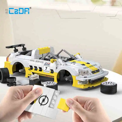 Voiture de Course Télécommandée CaDA – Opel Astra V8 Coupé (330 pièces)