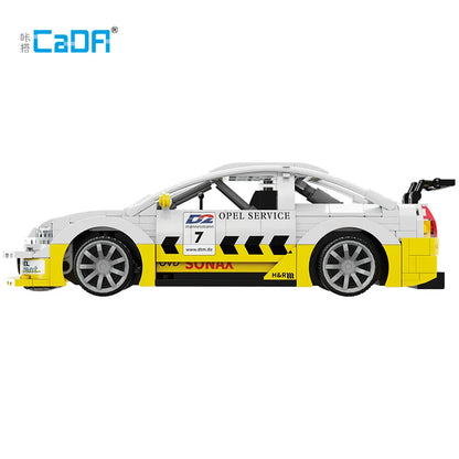 Voiture de Course Télécommandée CaDA – Opel Astra V8 Coupé (330 pièces)